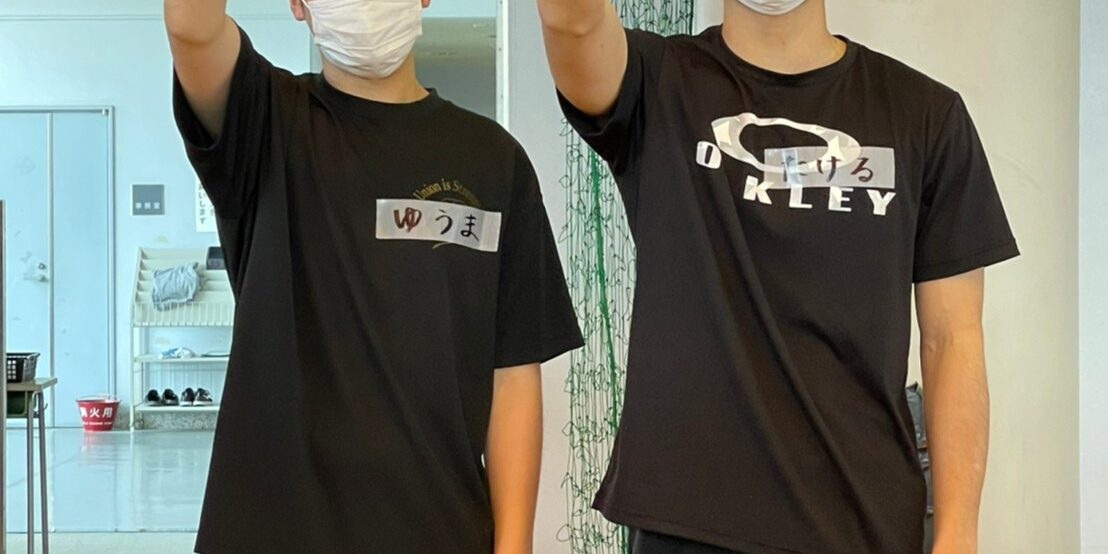 07b2b81aed84db9940171fd064df5b20-1