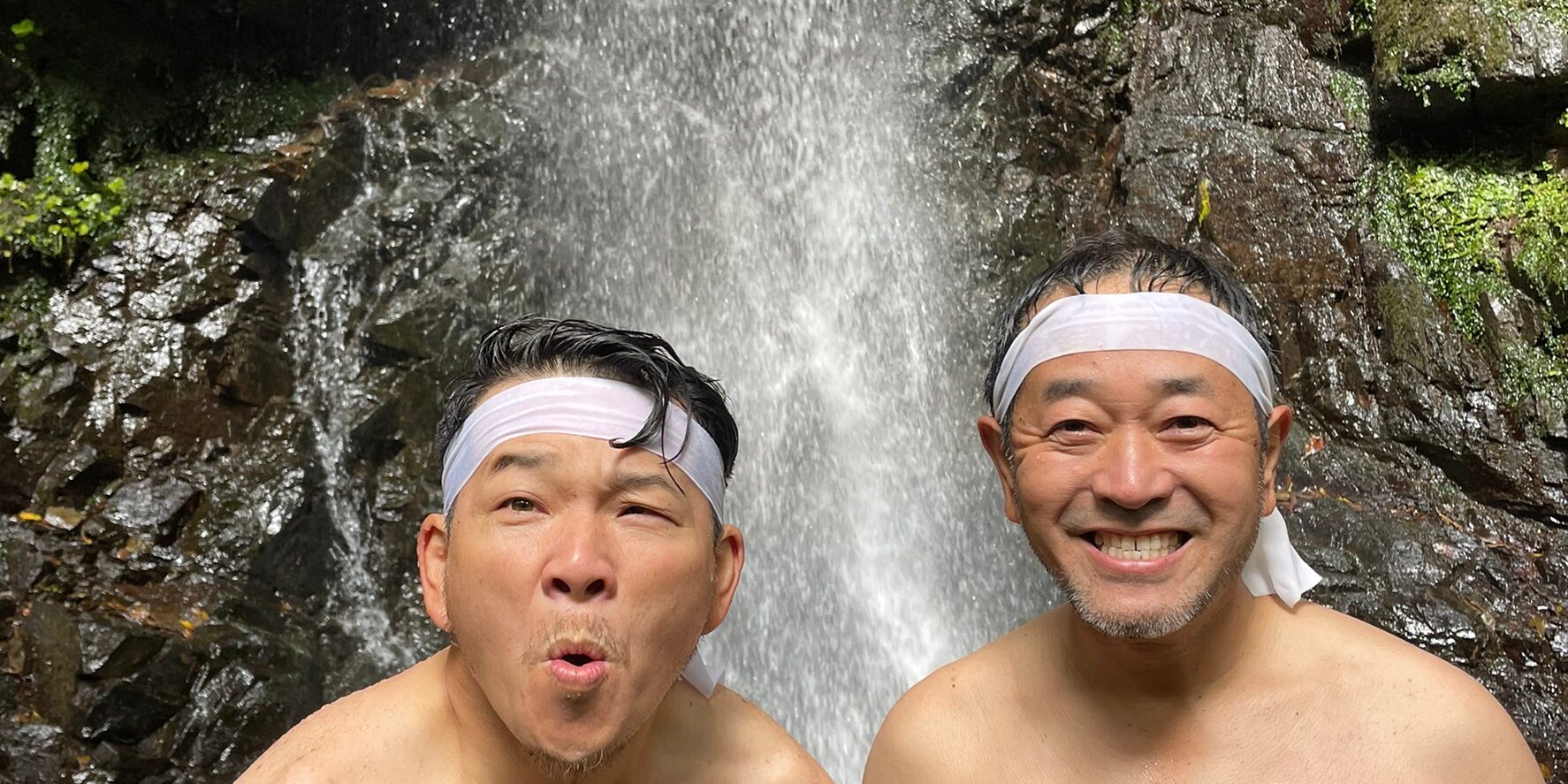 LINE_ALBUM_2022.10.8 滝行(九頭龍)_221011_57